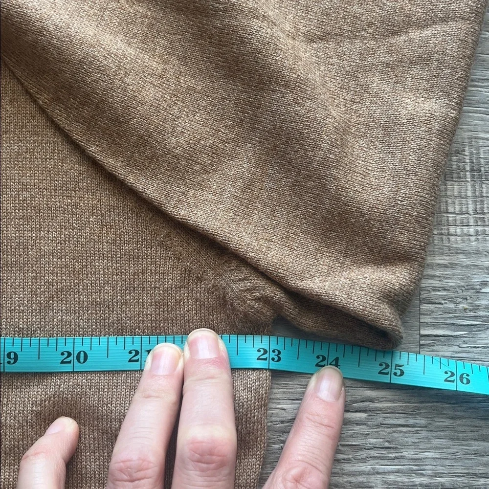 Jos. A. Bank NWT 100% Italian Merino Wool Men's V-Neck Sweater Men’s Large